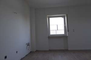 Helle, freundliche 3-Zi-DG-Wohnung im 2.OG; ca. 78 qm in 4 Parteien-Haus, KA-Waldstadt – Waldenburgerstr. 7, 76139 Waldstadt, Karlsruhe – Vorschaubild 5