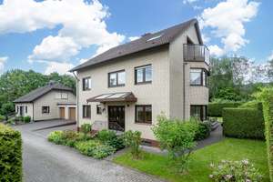 Bielefeld-Stieghorst: ZFH | Sackgassenlage 
ca. 174 m² Wfl. + ca. 58 m² ausgebaute Nutzfläche im DG – Die vollständige Adresse der Immobilie erhältst du vom Anbieter., 33605 Stieghorst, Bielefeld – Vorschaubild 2