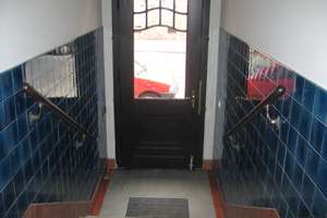 große Wohnküche mit Balkon, Bad mit Wanne, Echtholzpakett – Stöckelstraße 3, 4347 Schönefeld-Abtnaundorf, Leipzig – Vorschaubild 4