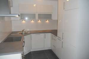 Moderne 2-Zi.-Whg. KfW70 + Balkon + EBK, ruhige Toplage Nähe Westpark/Audi/Klinikum – Albertus-Magnus-Straße 28, 85049 Friedrichshofen-Hollerstauden, Ingolstadt – Vorschaubild 4