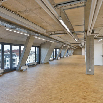 1.811 m² - Büro/Showroom - Loft Top Lage in Kreuzberg - 4.OG