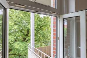 Direkt am Karl-Heine-Kanal. Dreizimmerwohnung mit Balkon  - vermietet & provisionsfrei – Endersstraße 43, 4177 Lindenau, Leipzig – Vorschaubild 1