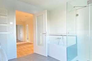 Exklusive 4-Zimmer-Neubauwohnung – 123m² mit Balkon, 2 Bädern & TG – Mühlenstraße 75, 7745 Jena-Süd, Jena – Vorschaubild 4