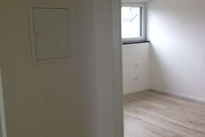 Neuwertige 1,5-Zi-Wohnung mit großem Balkon in Überacker bei Maisach – 82216 Maisach – Vorschaubild 4