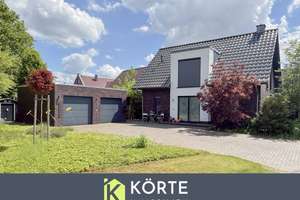 Meppen Versen: Junges und exklusives Einfamilienhaus zu verkaufen! – Die vollständige Adresse der Immobilie erhältst du vom Anbieter., 49716 Meppen – Vorschaubild 1