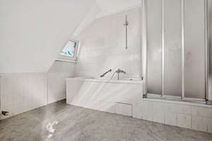 Property thumbnail 23