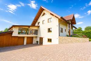 BRUMANI | Repräsentatives EFH mit eigener Wellness-Oase und Pool in ruhiger Lage von Sasbach – Die vollständige Adresse der Immobilie erhältst du vom Anbieter., 77880 Sasbach – Vorschaubild 36
