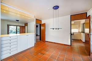 Architektonisch außergewöhnliches Einfamilienhaus mit traumhaftem Grundstück in bester Lage! – Die vollständige Adresse der Immobilie erhältst du vom Anbieter., 47803 Inrath/Kliedbruch, Krefeld – Vorschaubild 9
