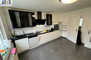 Helle Wohnung mit Balkon & Einbauküche – Köln – Vorschaubild 4