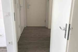 Modernisierte EG-Wohnung mit Tageslichtbad und tollem Balkon! – Bochumer Landstraße 246, 45276 Freisenbruch, Essen – Vorschaubild 6