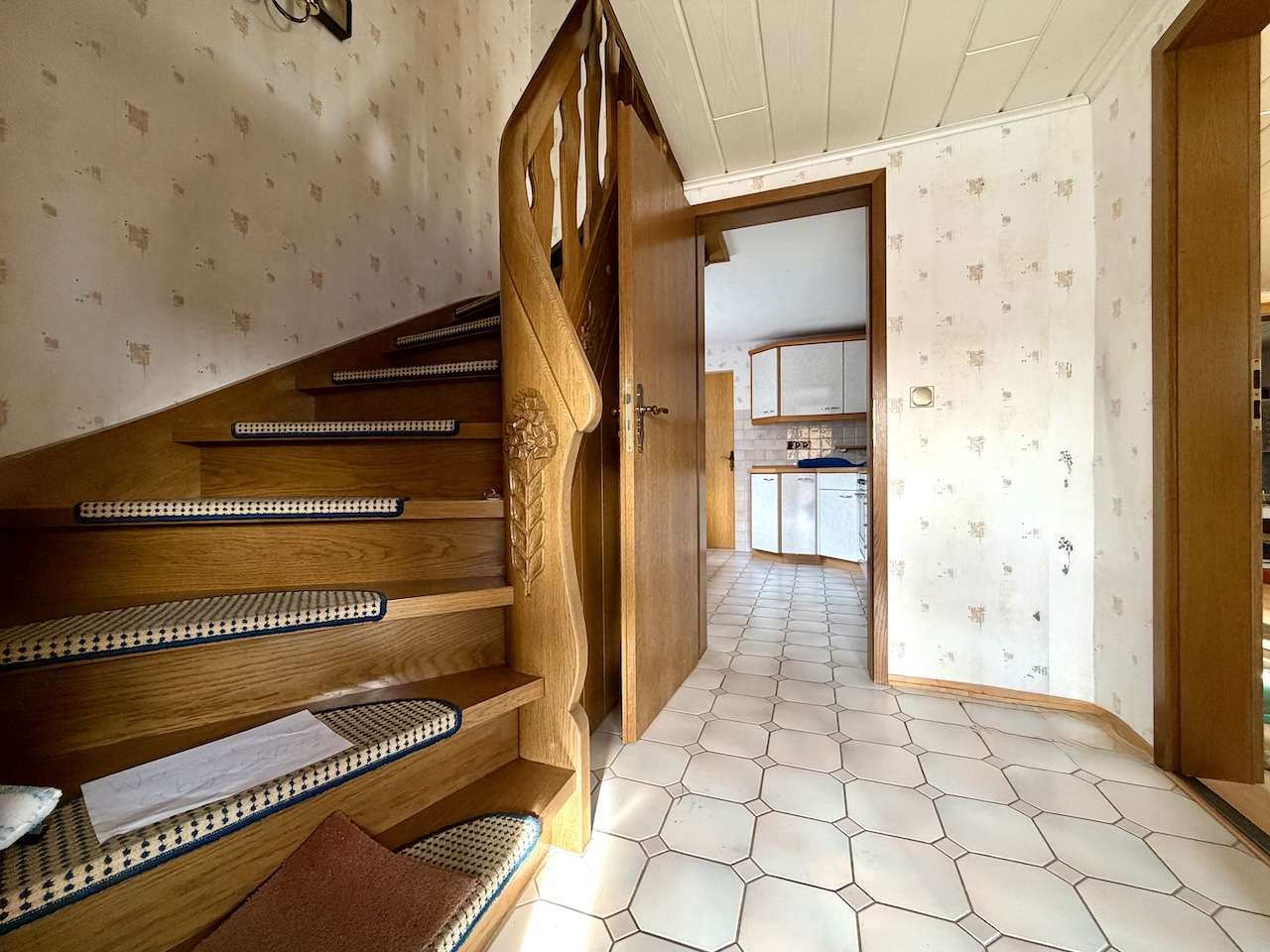 Immobilie in Burbach - Einfamilienhaus im Ortskern von Burbach-Würgendorf - Bild 2