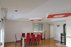 Frisch renoviertes Einfamilienhaus mit Garten, Garage & großen Terrassen in Kehl-Bodersweier
