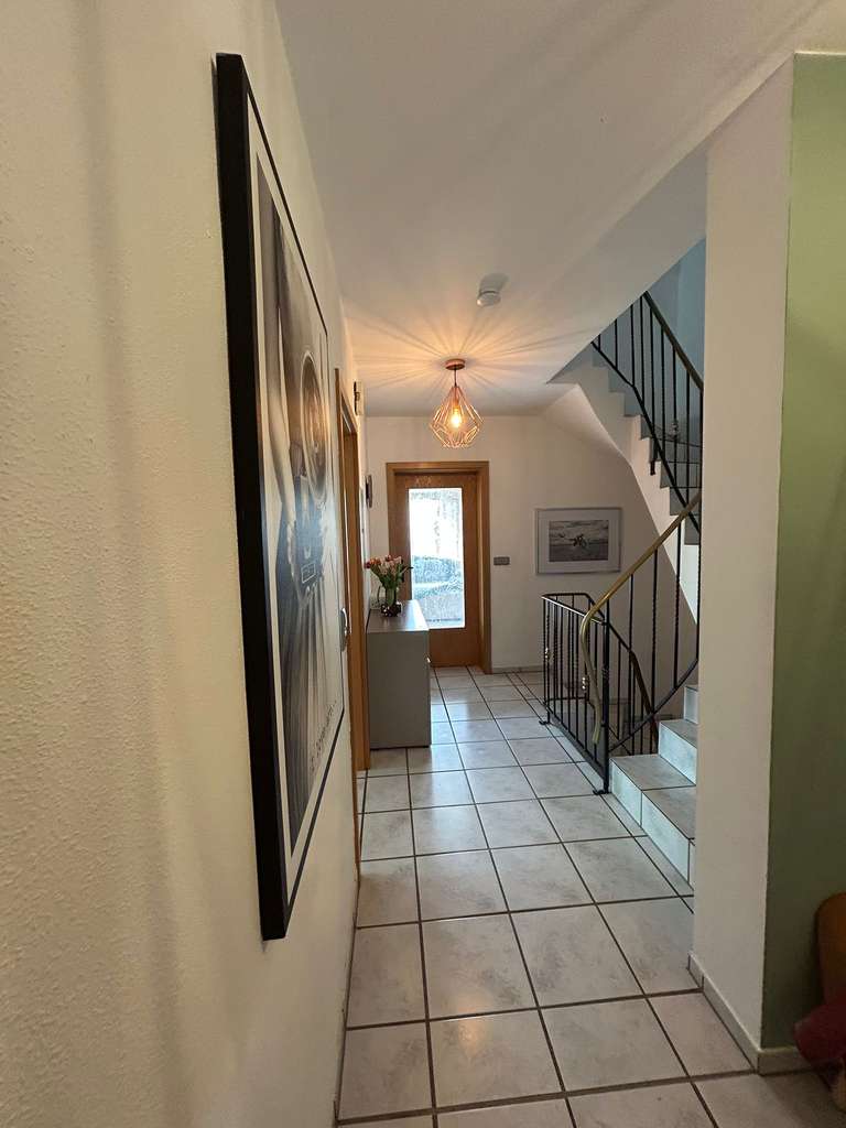 Immobilie in Wörth - Gepflegtes Reihenhaus mit 4 Zimmern in Wörth/Hörlkofen - Bild 2