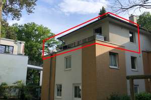 Semi-Penthouse inkl. Stellplatz in der Nähe des AEZ und des Alsterlaufes in Hamburg, Poppenbüttel