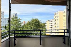 BEZUGSFREI: Ruhe, Licht & Weitblick | 2-Zi.-Whg. mit Balkon & Lift im 5.OG in Lichterfelde – Die vollständige Adresse der Immobilie erhältst du vom Anbieter., 12207 Lichterfelde, Berlin – Vorschaubild 3