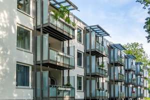 Wohnen mit Blick ins Grüne – Stilvolle Wohnung mit Einbauküche am Rabenberg – Die vollständige Adresse der Immobilie erhältst du vom Anbieter., 38444 Rabenberg, Wolfsburg – Vorschaubild 1