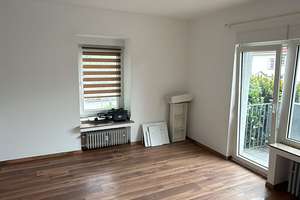 Wohnen mit Charakter: 4-Zimmer-Wohnung in Köln-Sürth – Ober Buschweg 30, 50999 Sürth, Köln – Vorschaubild 2