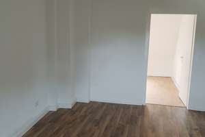 2 WG Zimmern Frei in 4 Zimmer Wohnung in Karlsruhe Durlach *ACHTUNG* 2 Zimmer sind vermietet  – Auer Straße 68, 76227 Durlach, Karlsruhe – Vorschaubild 3