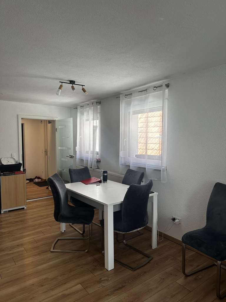 Immobilie in Steinfeld - Kernsanierte 4-Zimmer Wohnung mit Ausbaupotenzial  - Bild 1