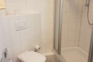 Gepflegte 1-Zimmer Möblierte Wohnung in Krefeld-Uerdingen – Die vollständige Adresse der Immobilie erhältst du vom Anbieter., 47829 Uerdingen, Krefeld – Vorschaubild 8