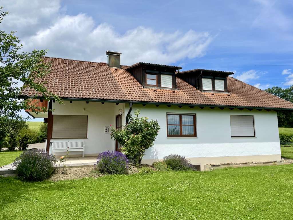 Bestlage: Einfamilienhaus mit Einliegerwohnung in GD-Lindach