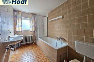 Großes Reihenhaus mit Garage und AAP im Freien sucht neuen Eigentümer !! – Die vollständige Adresse der Immobilie erhältst du vom Anbieter., 72760 Reutlingen-Mitte, Reutlingen – Vorschaubild 16