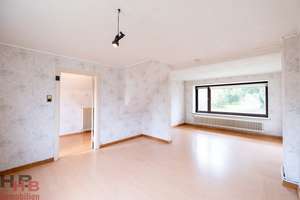 Projekt für Handwerker: Doppelhaushälfte mit großem Grundstück in Bremen-Arsten! – Die vollständige Adresse der Immobilie erhältst du vom Anbieter., 28277 Kattenturm, Bremen – Vorschaubild 3