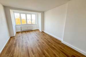 Bezugsfreie Etagenwohnung mit Einbauküche und Balkon – Die vollständige Adresse der Immobilie erhältst du vom Anbieter., 1187 Plauen (Stadtteil), Dresden – Vorschaubild 3