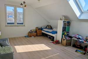 Großzügiges Einfamilienhaus in traumhafter Lage mit direktem Zugang zum Bach – Pappelallee 20, 33106 Sande, Paderborn – Vorschaubild 10