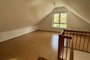 Stilvolle, gepflegte 2-Zimmer-Maisonette-Wohnung mit Balkon und EBK in Böblingen (Kreis) – Herdweg 70, 71032 Böblingen – Vorschaubild 12