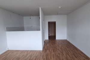 Schöne Wohnung: weitläufige 4-Zimmer-Wohnung mit Balkon! – Herzberger Str. 28, 1239 Prohlis-Nord, Dresden – Vorschaubild 5