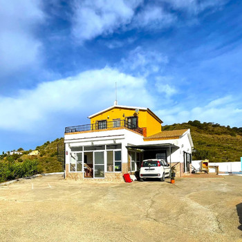 Immobilien zum Verkauf in Árchez
