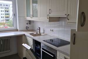 Helle, gepflegte 2-Zimmer-Wohnung mit Balkon und Einbauküche in Friedenheim - ab Oktober verfügbar – 80687 Friedenheim, München – Vorschaubild 8