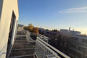 Penthouse mit Dachterrassen in Gerresheim – inkl. 2 Wohnungen als Investment | Gesamtobjekt – Pöhlenweg 22, 40629 Gerresheim, Düsseldorf – Vorschaubild 3