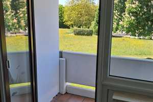 Ruhige 1-Zimmer-Wohnung mit Balkon und EBK in München Feldmoching – Lerchenauer Str. 219, 80935 München – Vorschaubild 1