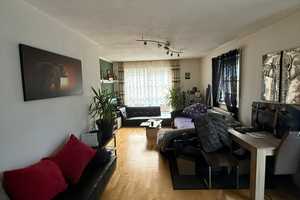 Wohnen nach Ihrer Vorstellung: Praktisch geschnittene 4 Zimmer Wohnung mit Balkon in Regensburg – Unterislinger Weg 18, 93053 Regensburg – Vorschaubild 1