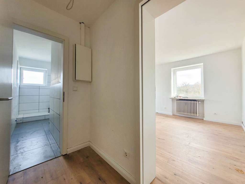 Immobilie in Springe - Zwei kompakte Wohneinheiten unter einem Dach – ideal für Kapitalanleger Mehrfamilienhaus - Bild 1