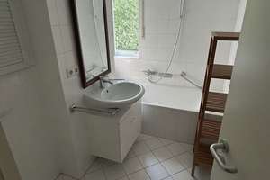 Ruhige 2,5 Zi. Südblakon u. Nordbalkon Wohnung  – Erlbachstraße 13, 81249 Lochhausen, München – Vorschaubild 12