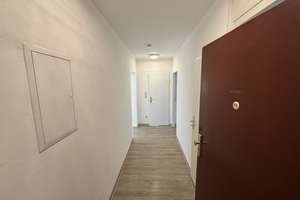 FÜR MAXIMAL ZWEI PERSONEN: IN 2017 RENOVIERTE 2-ZIMMER-WOHNUNG MIT WESTBALKON IN NBG.-WÖHRD – Schranke 16, 90489 Wöhrd, Nürnberg – Vorschaubild 3