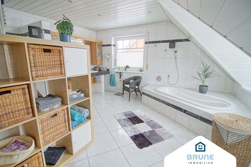 Immobilie in Oerel - BRUNE IMMOBILIEN: Bezugsfertiges Familienglück - Bild 0