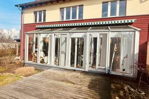 Geräumiges 9-Zimmer Reihenhaus in Weiden-Krumme Äcker mit Garten – Die vollständige Adresse der Immobilie erhältst du vom Anbieter., 92637 Lerchenfeld, Weiden in der Oberpfalz – Vorschaubild 1