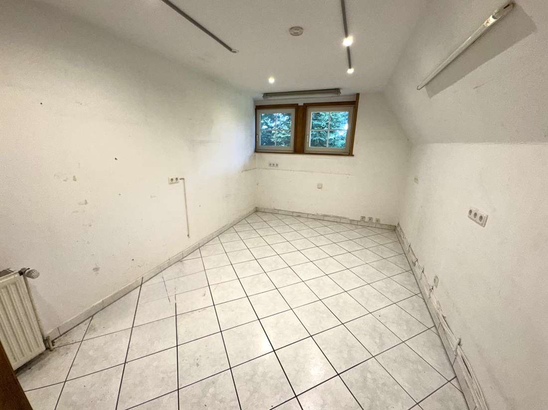 Immobilie in Deinstedt - Wohnen, Gäste empfangen & genießen – vielseitiges Landanwesen in ruhiger Alleinlage *** 360 Grad Run - Bild 6