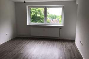 Moderne 3-Zimmer-Wohnung mit Balkon