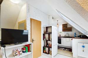 Flexibles Wohnen mit Vermietungspotenzial – 6 Zimmer auf zwei Ebenen mit eigenem Zugang – Die vollständige Adresse der Immobilie erhältst du vom Anbieter., 70435 Zuffenhausen-Hohenstein, Stuttgart – Vorschaubild 13