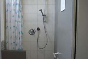 Zentrumsnahes Studentenzimmer in einem Studentenwohnheim in Reutlingen – Wörthstrasse 55, 72764 Reutlingen-Mitte, Reutlingen – Vorschaubild 5
