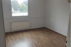 Gepflegte 2-Zimmer-Wohnung mit Balkon im Seeviertel von Salzgitter – Kattowitzer Straße 215, 38226 Lebenstedt, Salzgitter – Vorschaubild 2