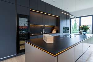 Exklusives Neubau-Penthouse mit Klimatisierung in ruhiger Wohnlage – Die vollständige Adresse der Immobilie erhältst du vom Anbieter., 50858 Junkersdorf, Köln – Vorschaubild 3