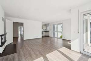 Lichtdurchflutet & barrierefrei: Ihre neue Wohlfühl-Wohnung mit Sonnenterrasse und Kaminofen! – Die vollständige Adresse der Immobilie erhältst du vom Anbieter., 65197 Klarenthal, Wiesbaden – Vorschaubild 4