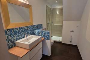 Charmante 4-Zimmer-Dachgeschosswohnung in Hamburg-Sülldorf – Die vollständige Adresse der Immobilie erhältst du vom Anbieter., 22589 Sülldorf, Hamburg – Vorschaubild 5
