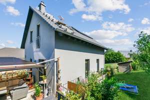 ++Sebnitz: Traumhaftes EFH (2020) mit 4 Zi., Terrasse, Garage & wildromantischem 634 m2 Grundstück++ – Die vollständige Adresse der Immobilie erhältst du vom Anbieter., 1855 Sebnitz – Vorschaubild 34